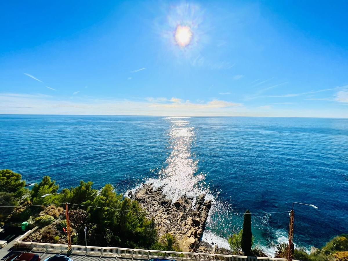 Suite Sunset 11 - Fronte Mare San Remo Exterior foto