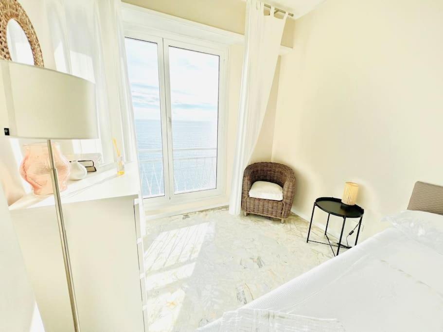 Suite Sunset 11 - Fronte Mare San Remo Exterior foto
